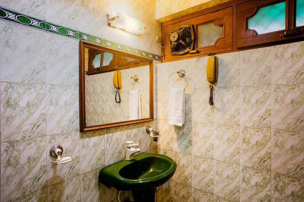 Hotel Imperial House Αλλαχαμπάντ Εξωτερικό φωτογραφία