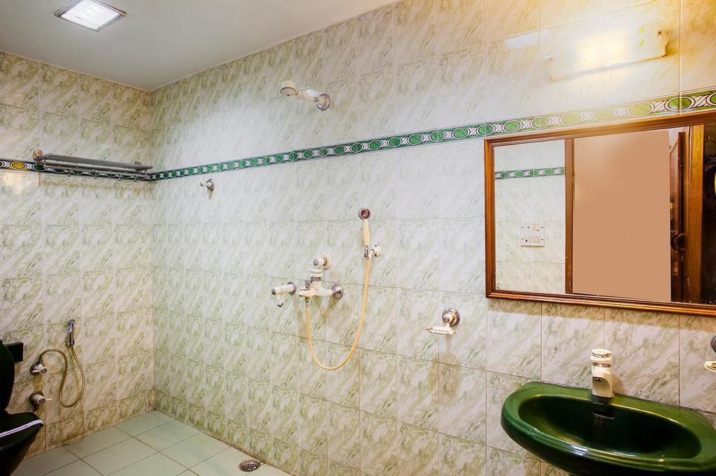 Hotel Imperial House Αλλαχαμπάντ Εξωτερικό φωτογραφία
