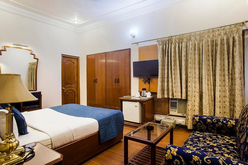Hotel Imperial House Αλλαχαμπάντ Εξωτερικό φωτογραφία