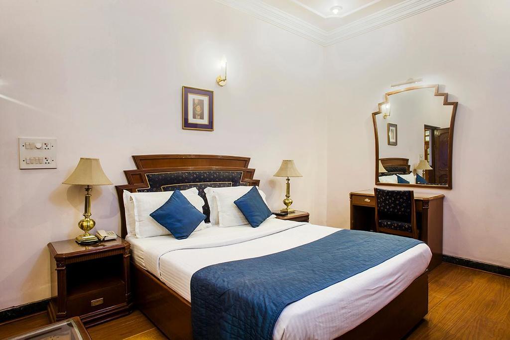 Hotel Imperial House Αλλαχαμπάντ Εξωτερικό φωτογραφία