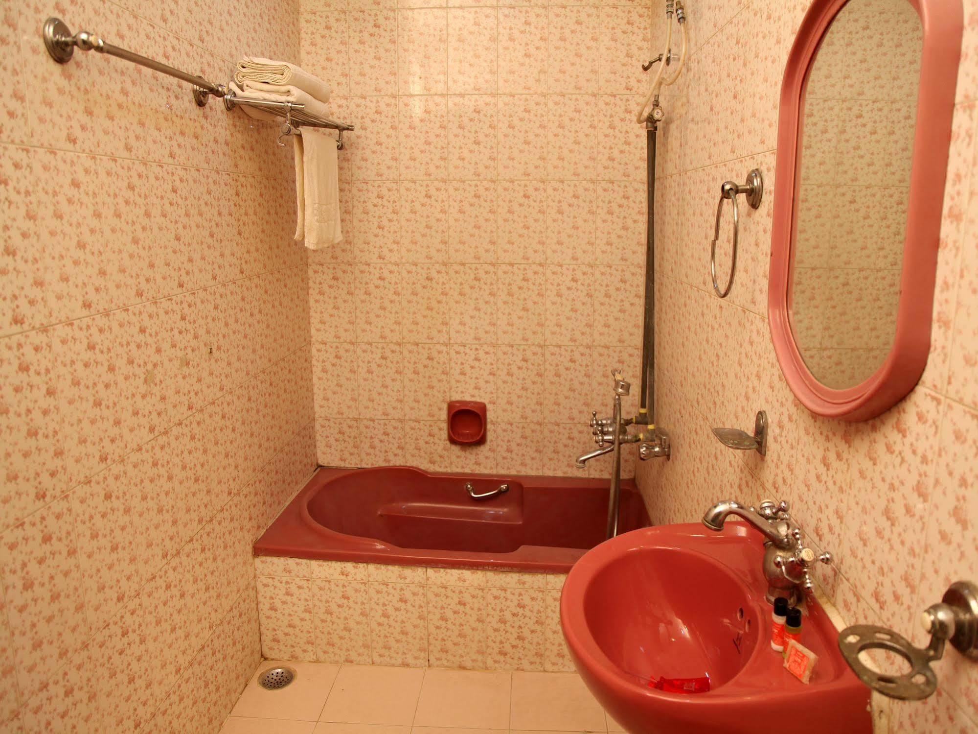 Hotel Imperial House Αλλαχαμπάντ Εξωτερικό φωτογραφία