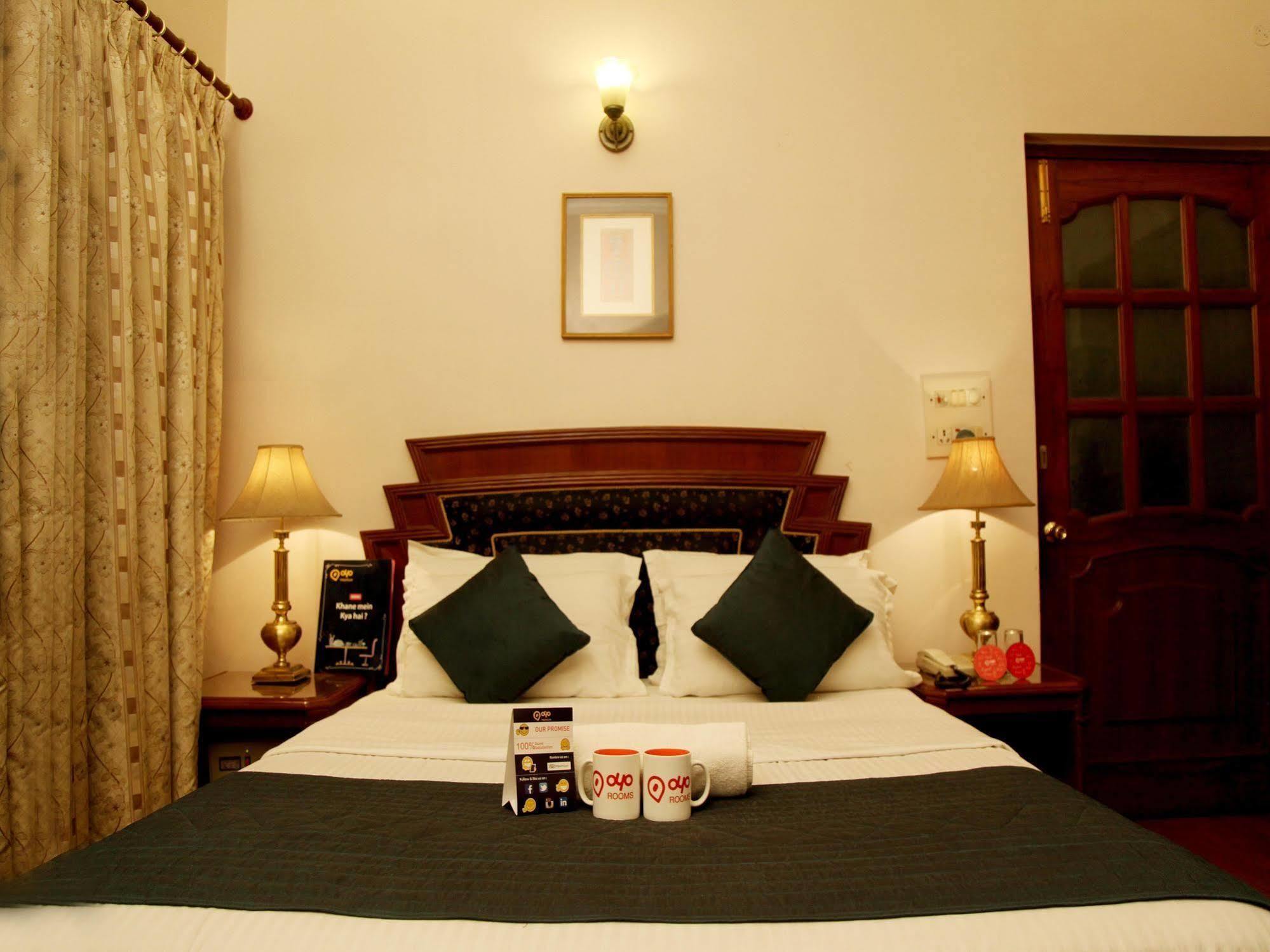 Hotel Imperial House Αλλαχαμπάντ Εξωτερικό φωτογραφία