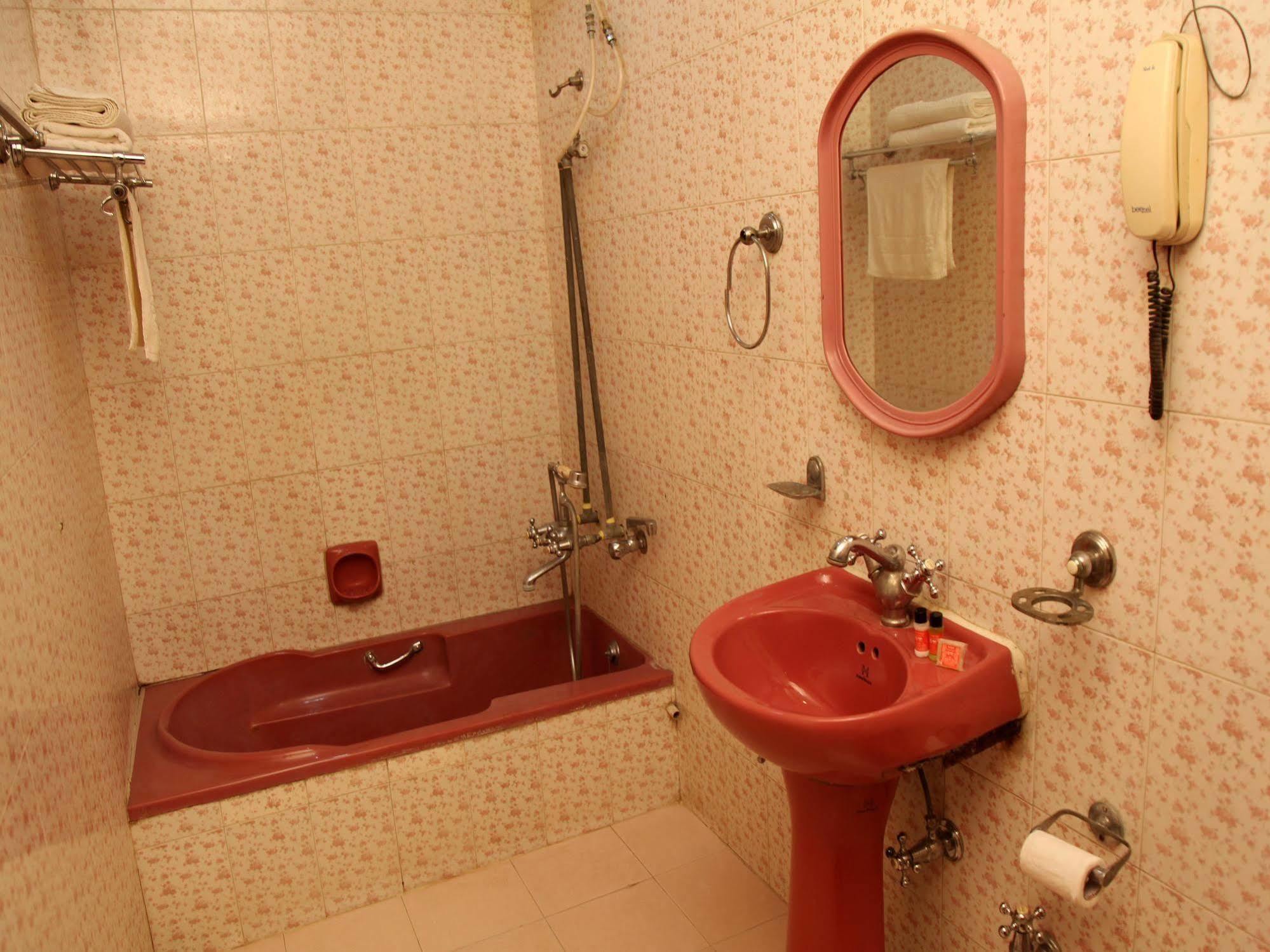 Hotel Imperial House Αλλαχαμπάντ Εξωτερικό φωτογραφία