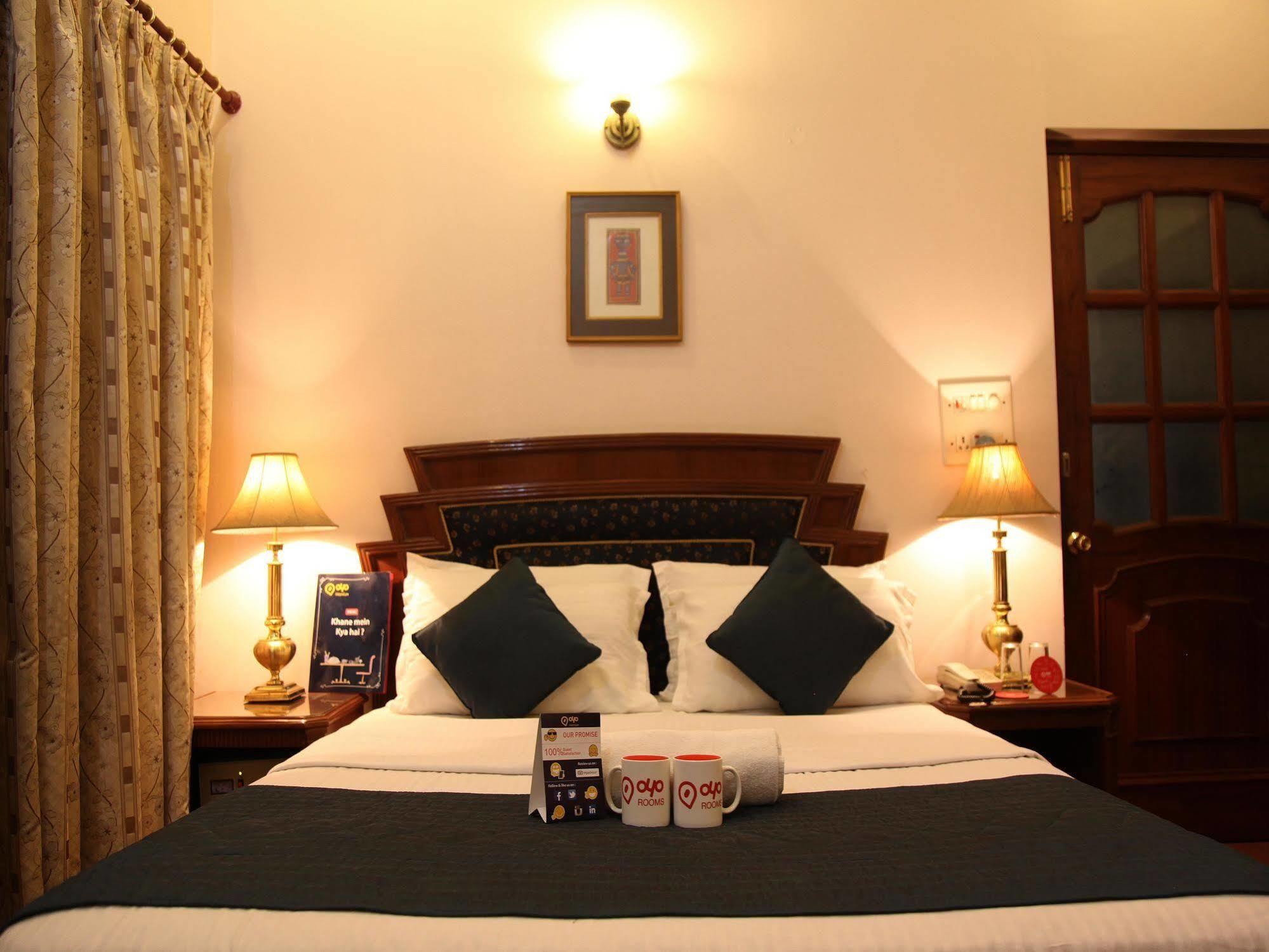 Hotel Imperial House Αλλαχαμπάντ Εξωτερικό φωτογραφία